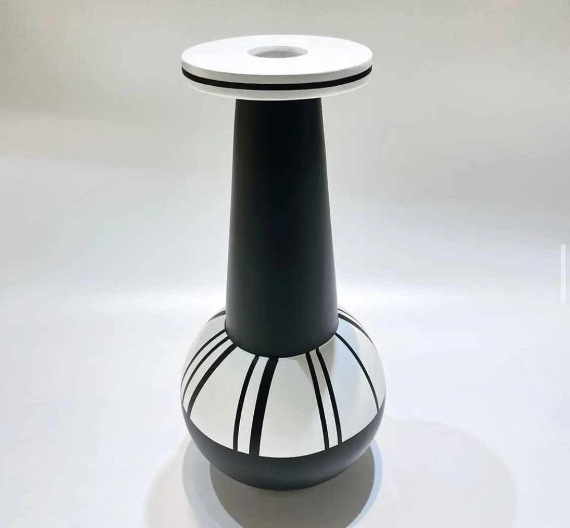 Modern Black And White — Handcrafted Export Product by NXTGENEXPORTS, Moradabad